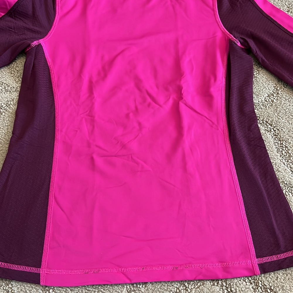 Tee - Picture 2 of 9